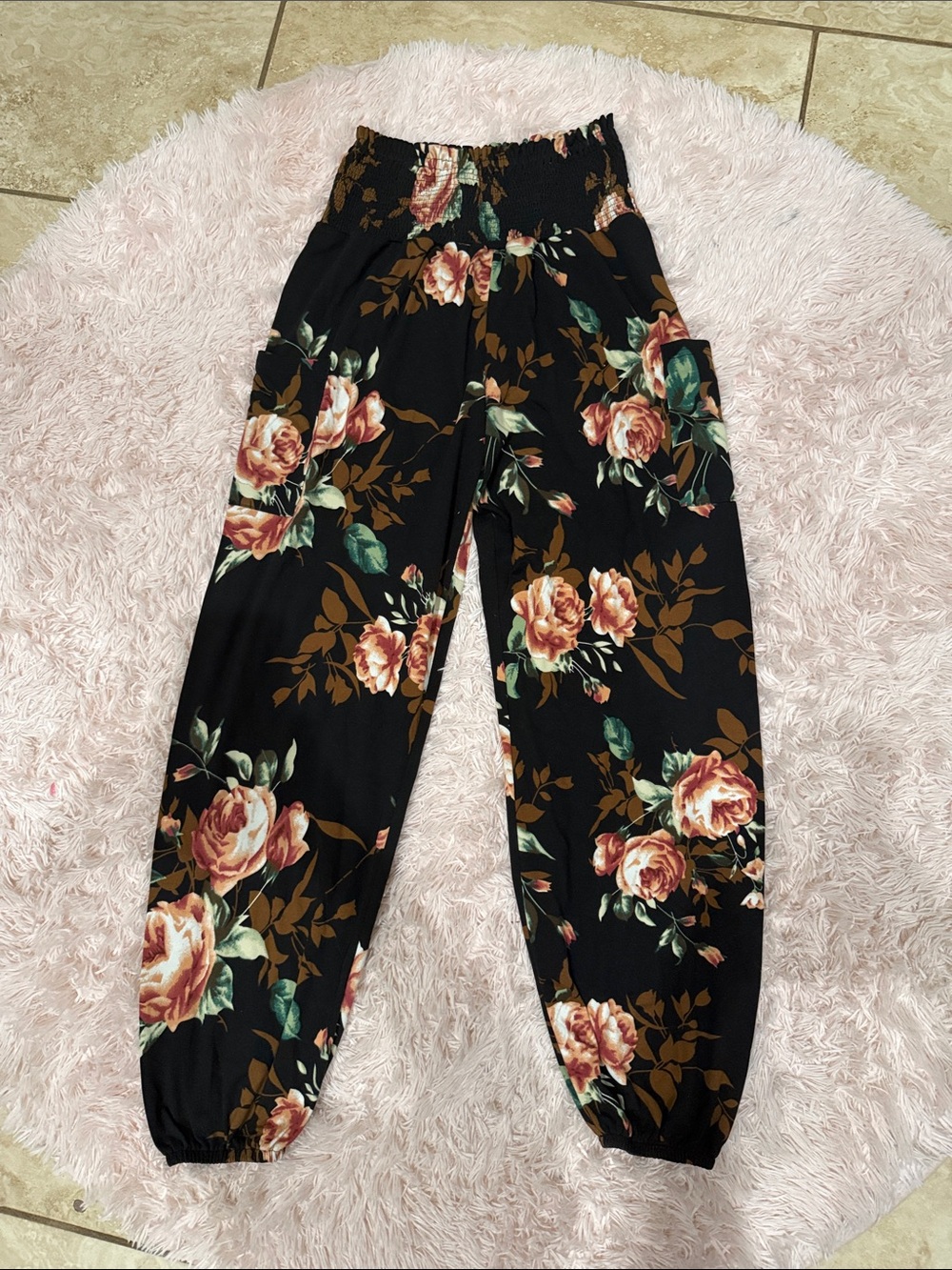 Floral Print Black pants